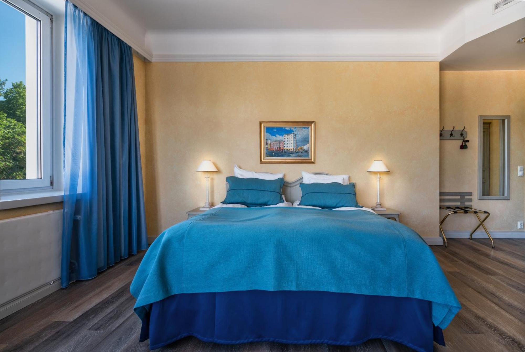 Hotel Astor Вааса Екстер'єр фото